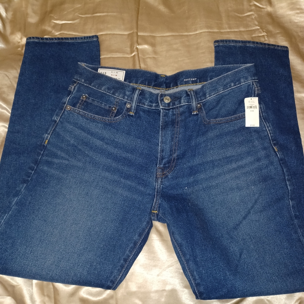 365 Temp Gap jeans 👖 - Picture 3 of 9